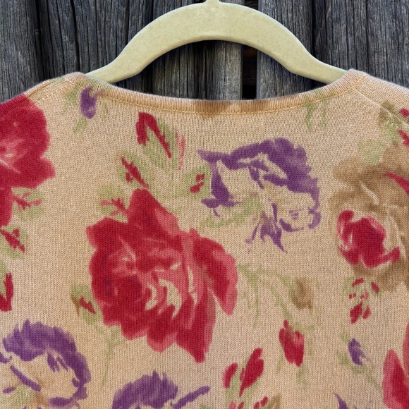 Saks Fifth Avenue Floral Short Sleeve 100% Cashmere Sweater Top Size S - Picture 3 of 9
